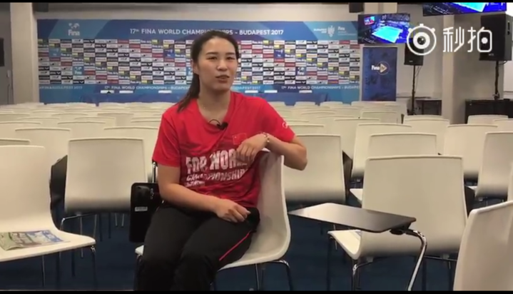 近日,国际泳联世锦赛跳水混双三米板金牌得主王涵在接受记者采访时