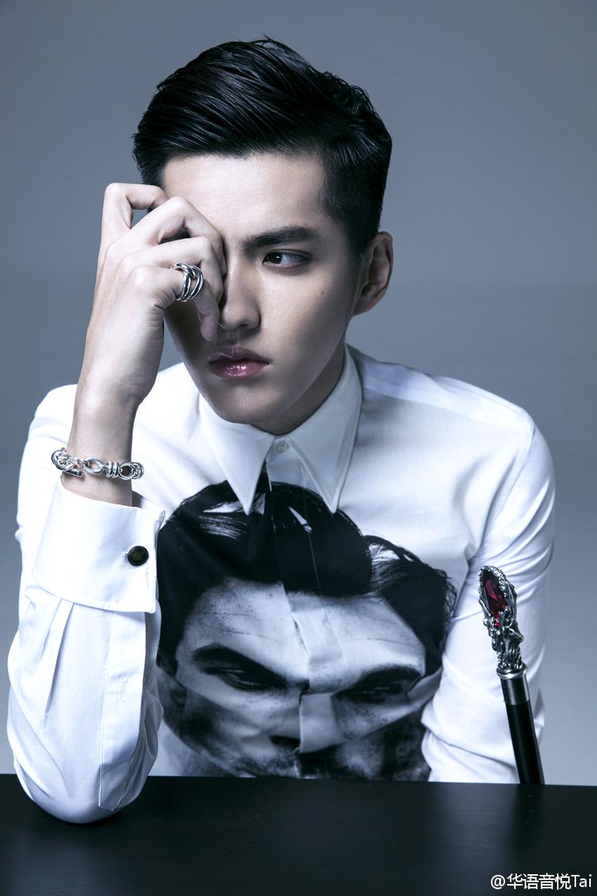 [吴亦凡[新闻]141113 吴亦凡新照片4p 时尚大片feel的凡凡