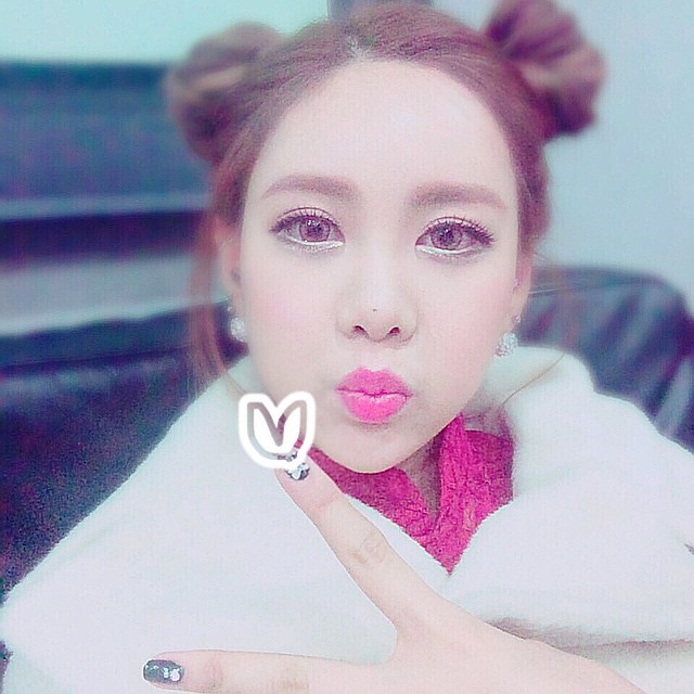 [t-ara][新闻]150204 李居丽ins自拍 将发型比作包子