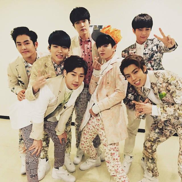 [infinite][新闻]150301 明洙ins更新成员们后台合照