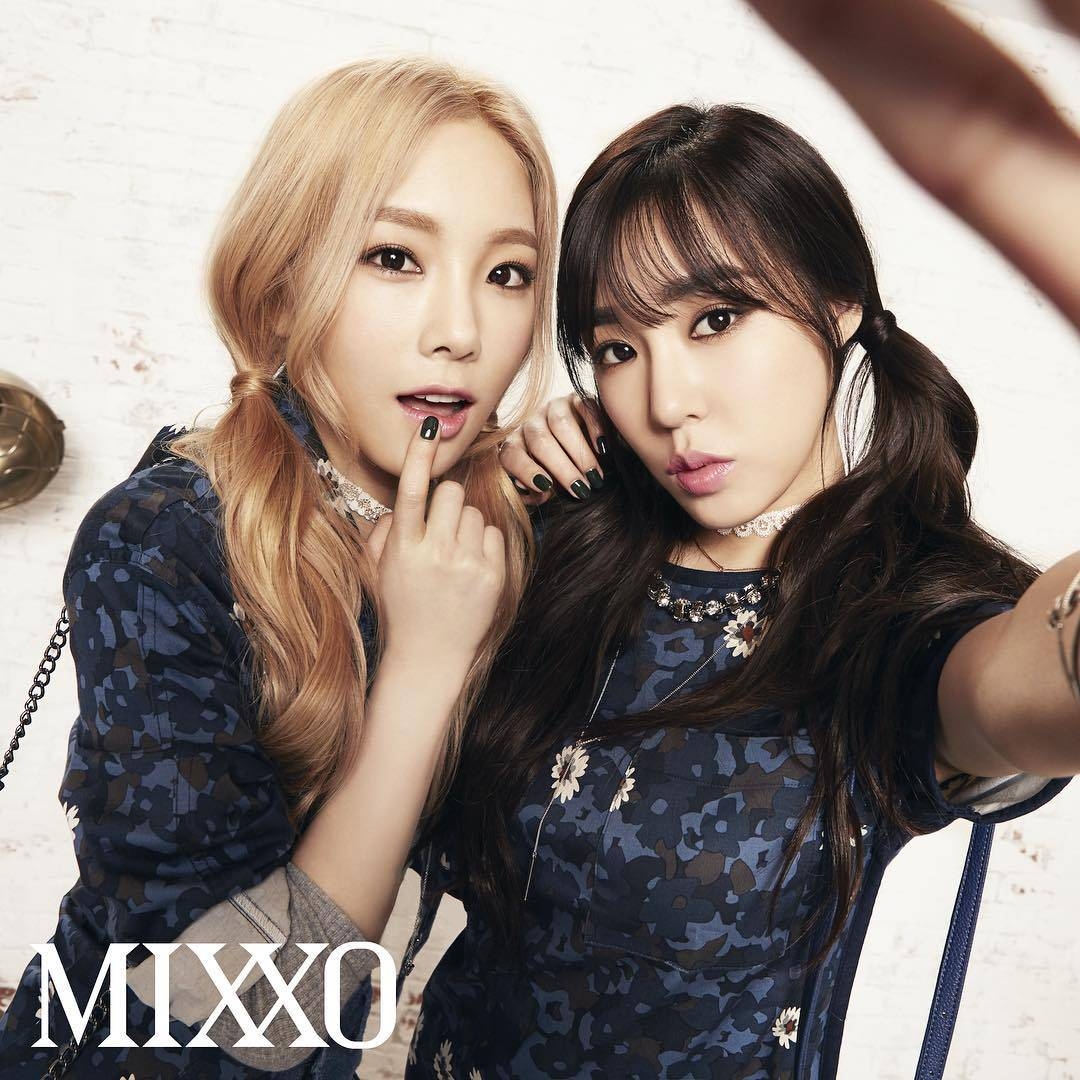 [少女时代[新闻]150804 mixxo更新双马尾的泰妍和tiffany