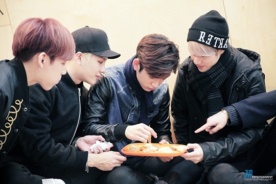 [got7][分享]151126 got7热气腾腾的告白第一弹"jyp我