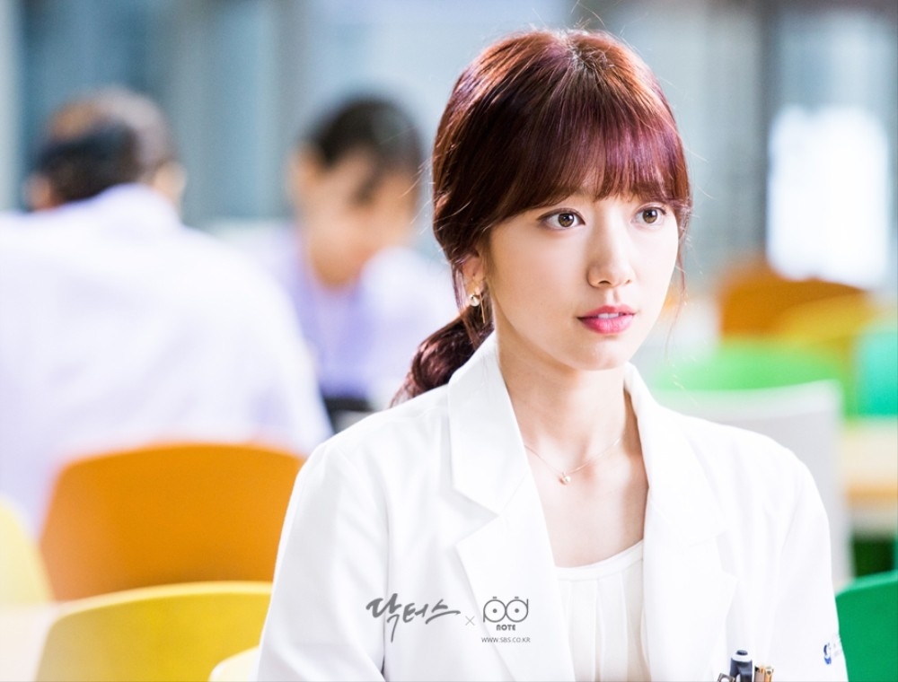 2016朴信惠《doctors》ep10_高清图片大全-爱豆app