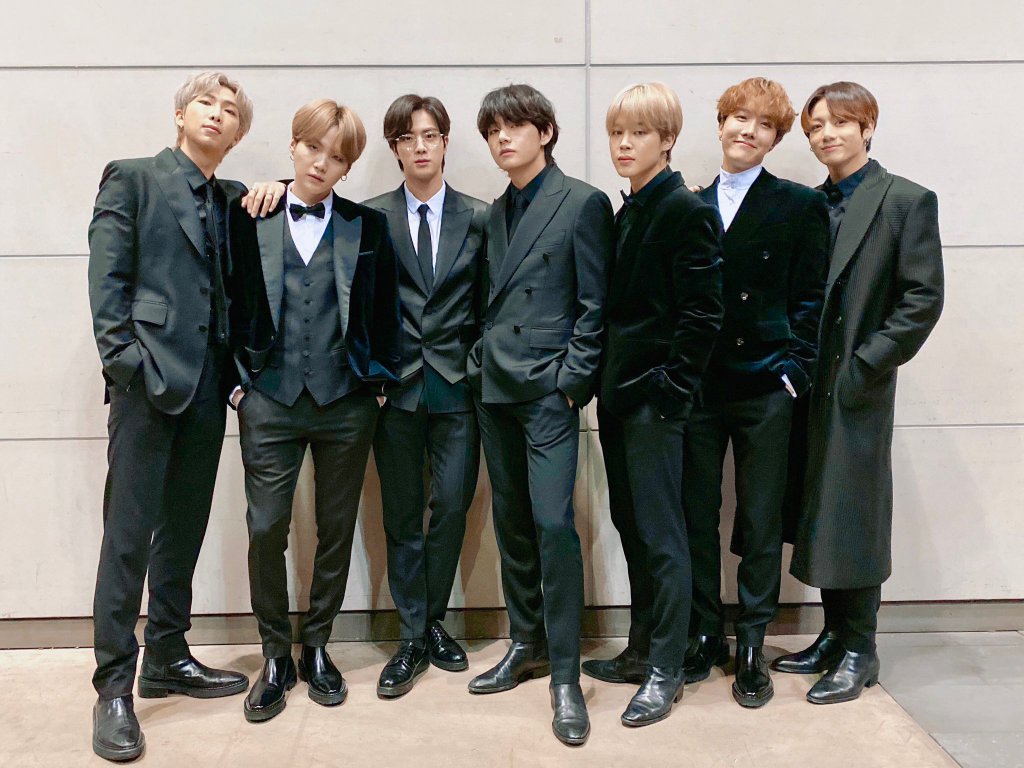 【#今天的防弹] 2019 kbs 歌谣大祝祭 army maketh bts 从睡衣到西装