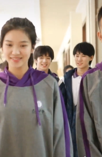 [时代少年团][分享]210430 巴蜀中学校服宣传片拍摄花絮放送 时代少年