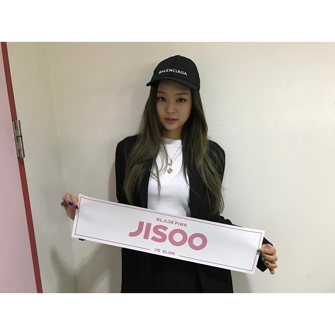 [blackpink][分享]170221 jennie探班《人氣歌謠》 為jisoo暖心應援