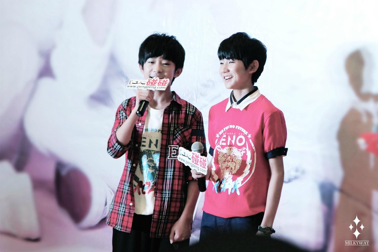 2014tfboys《魔法城堡》北京签售会