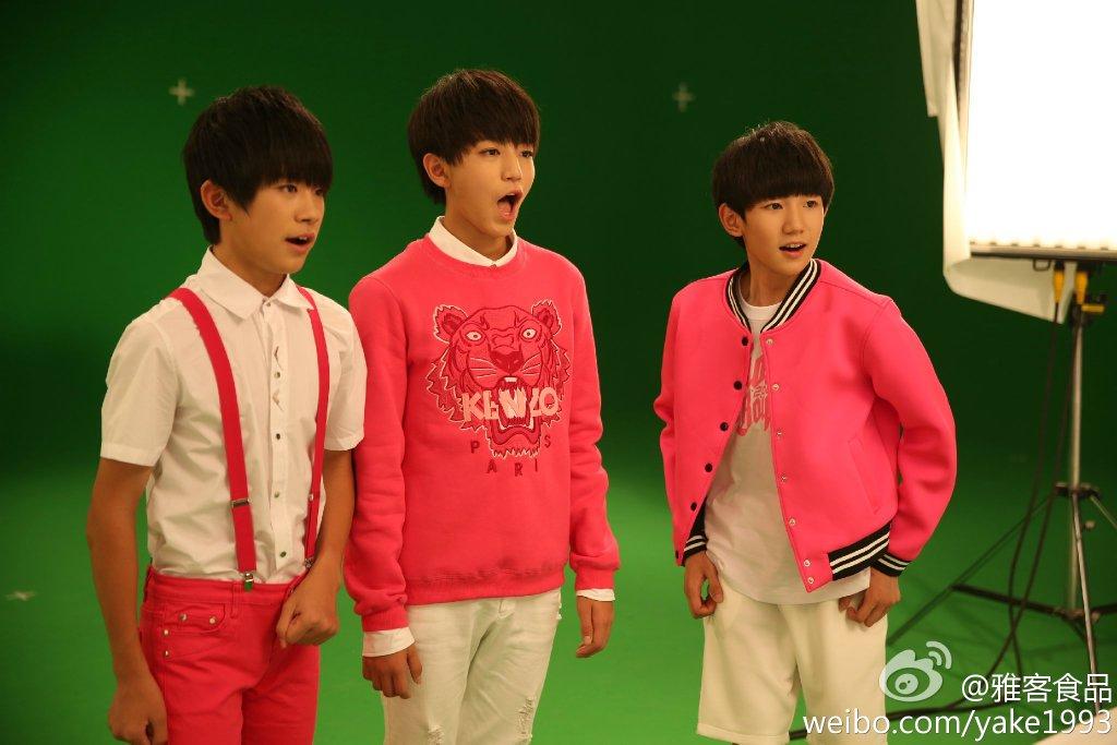 [tfboys][新聞]141023 tfboys雅客廣告拍攝花絮照9p