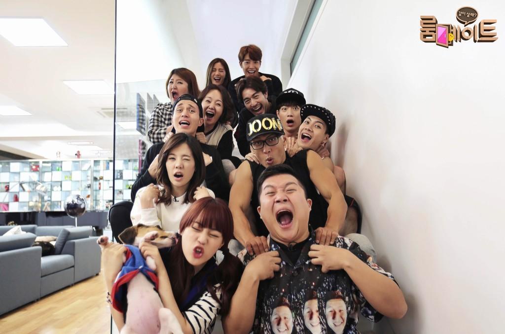 [got7][新聞]141023 《roommate2》家族照公開,氣氛獨特搞笑.