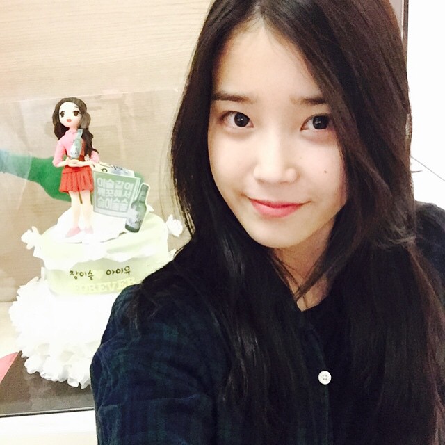 [iu][新聞]150314 iu更新ins 感謝真露的蛋糕