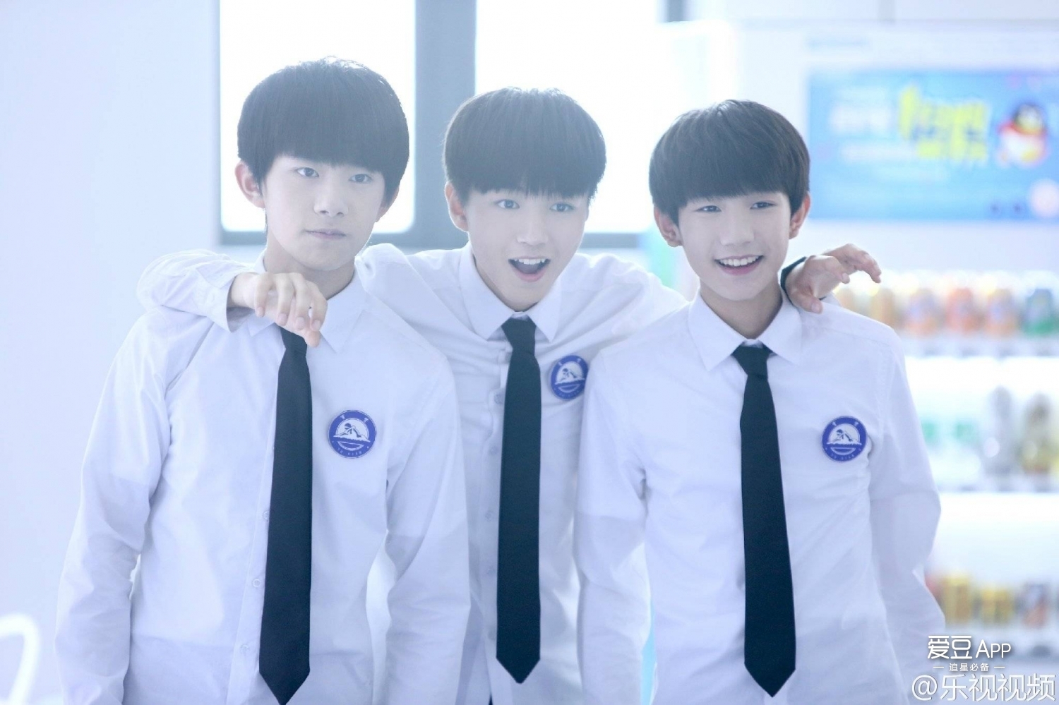 [消息《超少》今日再曝预告片 tfboys飞檐走壁