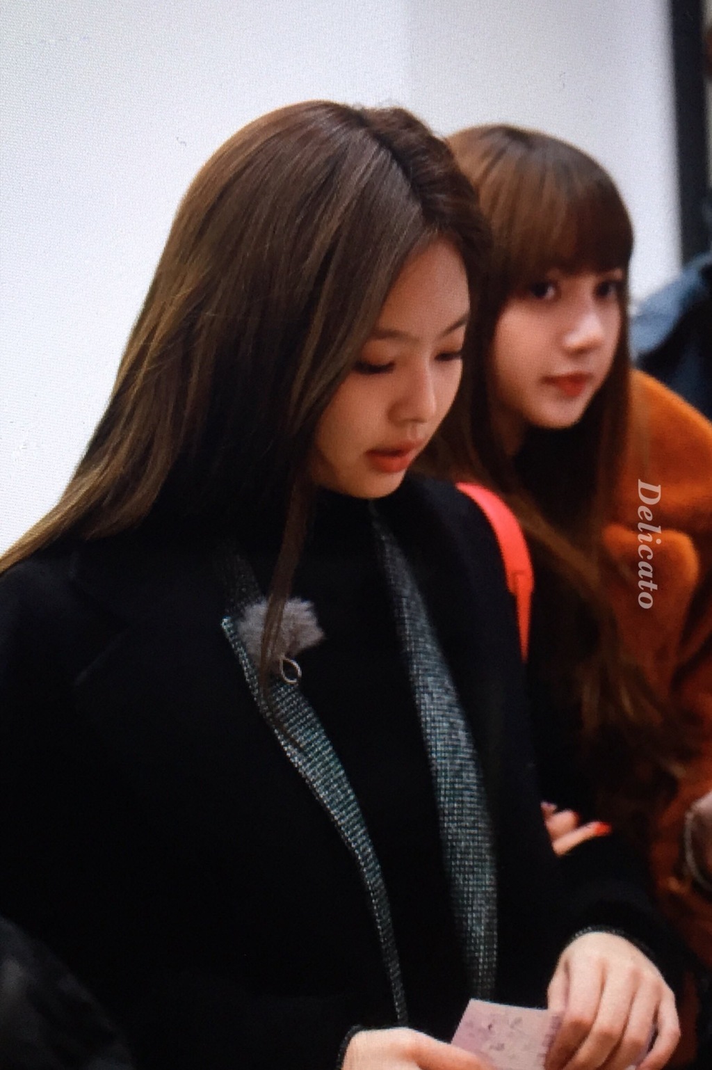 [blackpink][分享]180131 jennie-lisa雙人童話之旅 今日一同前往觀看