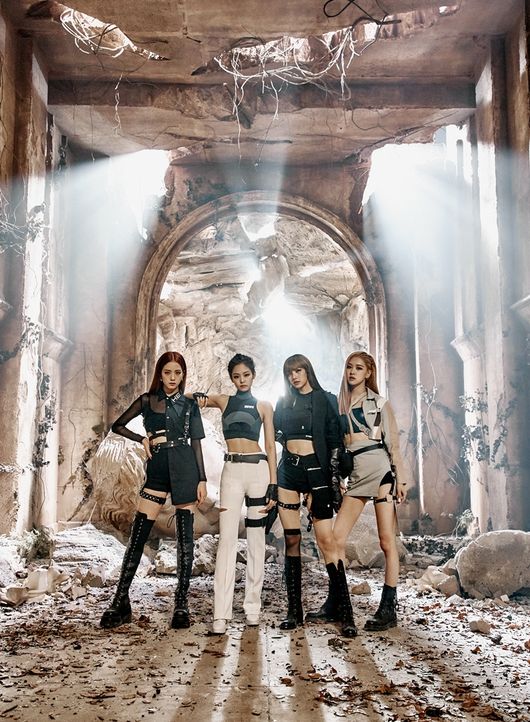 [blackpink][新聞]190412 blackpink,在科切拉 巡演前美國大型戶外